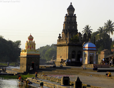 Wai Ganesh Mandir and Krishna River