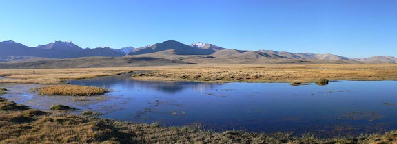 Le plateau d’Alichur (3863 m) sur la Pamir Highway (district de Murghab). Photo : Robert Middleton