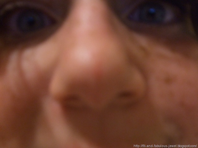 [daughter's nose[7].jpg]