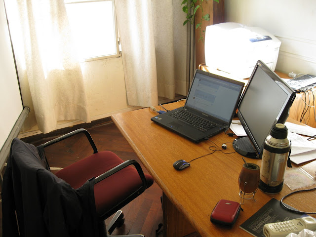 Office looking to the window.