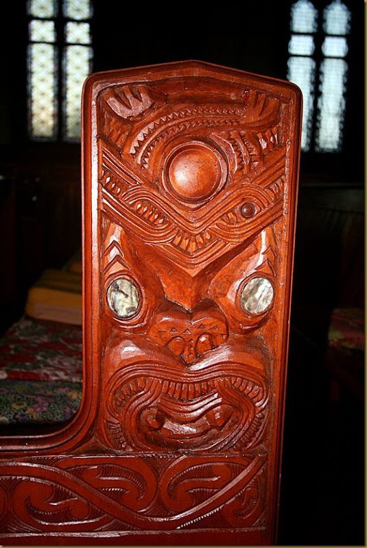 Maori carving