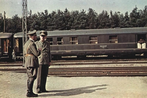 El 3 de septiembre de 1939 Hitler se dirige a Polonia a bordo de su tren.