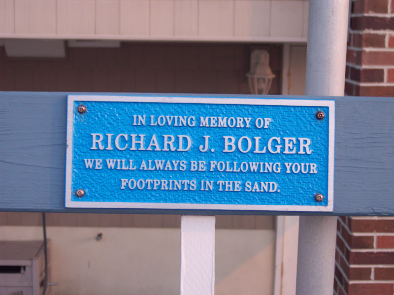 In loving memory ofRichard J. BolgerWe will always be following your footprints in the sand