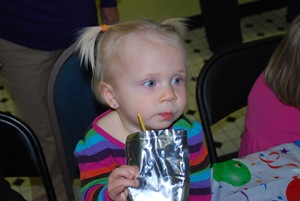 [A 6th Bday party_022010 184 [2].jpg]