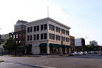 Broadwells Drug Store on 5th and Washington. The National City building is reflecting light fron the sun onto this building's east side.