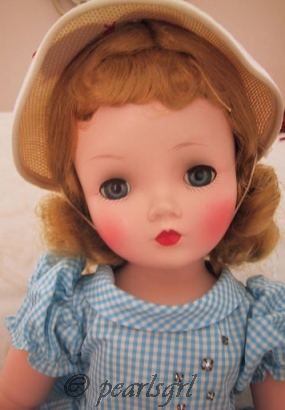 Alice in Wonderland Madame Alexander Binnie walker Cissy doll 1950s