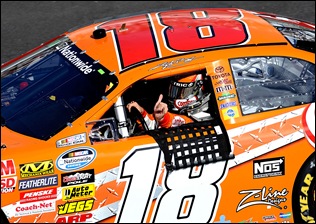 Dover - NNS Busch thumbs up Dover - NNS Busch thumbs up