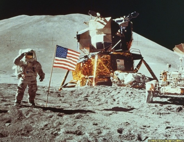 [Moon-landing-640x494[5].jpg]