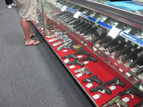 [loja de armas (23)[3].jpg]