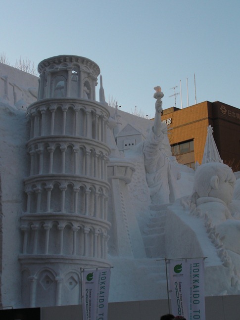 [esculturas neve lindas gelo inverno arte (23)[5].jpg]