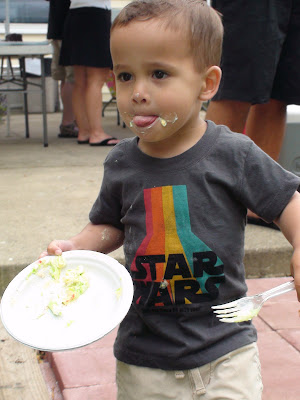 MMMMMMM..... Frosting