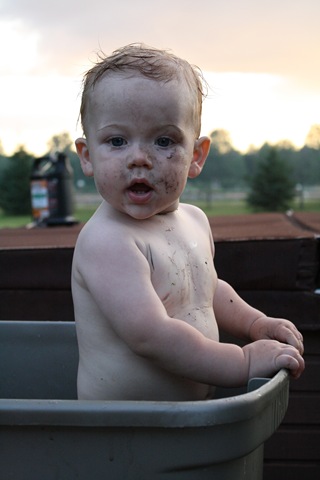 [CarnivalandDirt7.9.101472.jpg]
