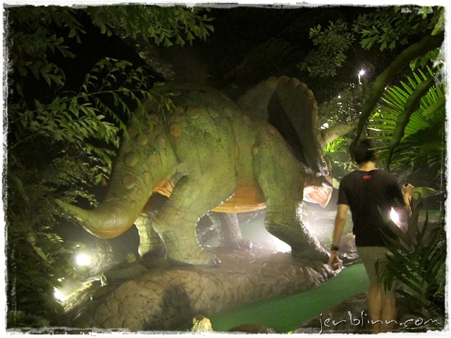 [dino 1[8].jpg]
