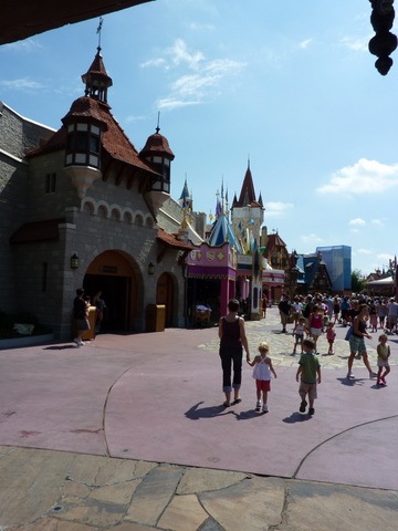 [P10006355.jpg]