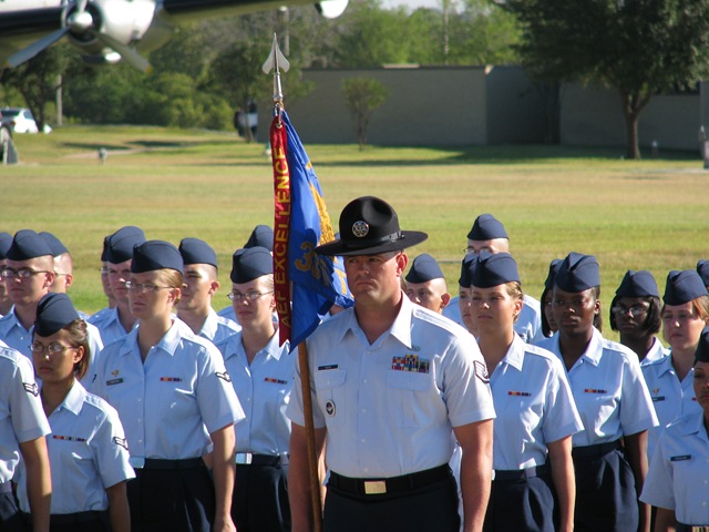 [air force 10.08 176[2].jpg]