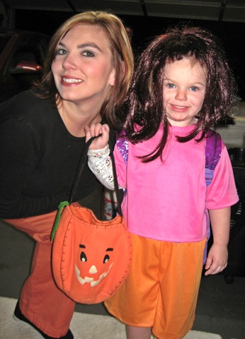 [Dora 2009 Halloween[3].jpg]