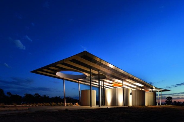 calder-woodburn-rest-area-architecture