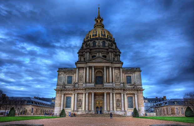 HDR Architecture Photography of Paris, France