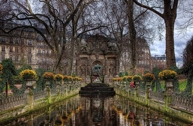 HDR Architecture Photography of Paris, France