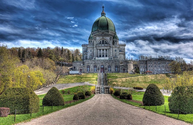 HDR Architecture Photography of Montreal, Canada 