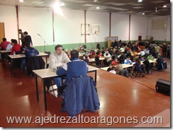 Vista panorámica de la sala de juego con los primeros tableros de cerca.