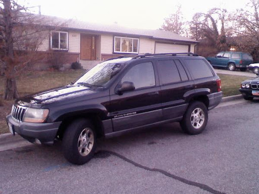 In love with this one! Enter the 2000 Jeep Grand Cherokee Laredo V8. Here she be when I picked . In love with this one! Enter the 2000 Jeep Grand Cherokee Laredo V8. Here she be when I picked .