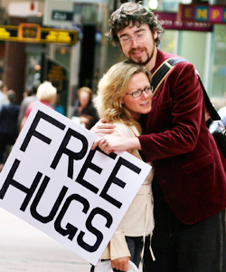 freehugs.jpg
