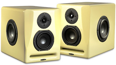 Avantone Abbey Mini-Tower monitorhangfal