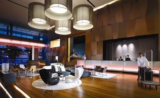 [g-hotel-lobby1[4].jpg]