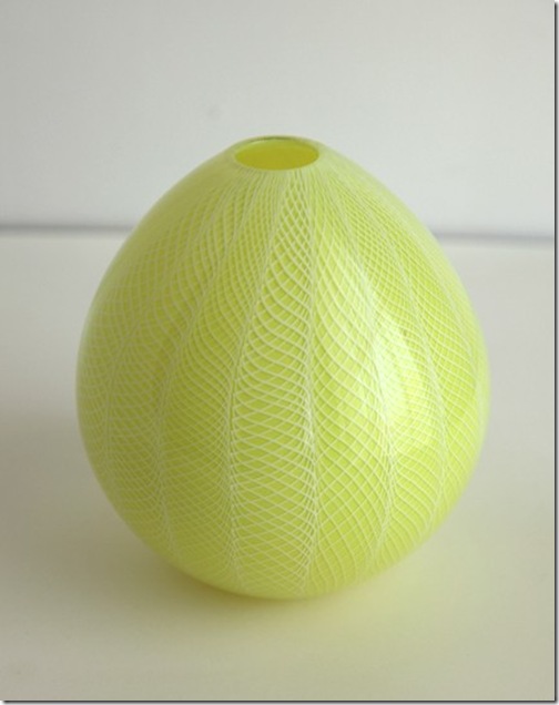 chartreuseglassvase.corporanglass chartreuseglassvase.corporanglass