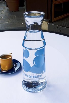 [Carafe by CYNEYE (40) via ParisDailyPhoto[8].jpg]
