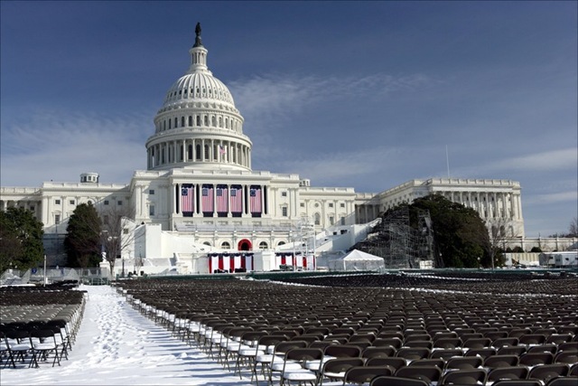 [capitol-building-inauguration-bleachers[3].jpg]