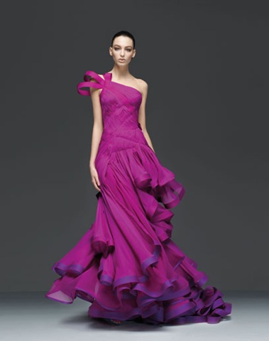 [Versace Spring'09.fashionologie[3].jpg]