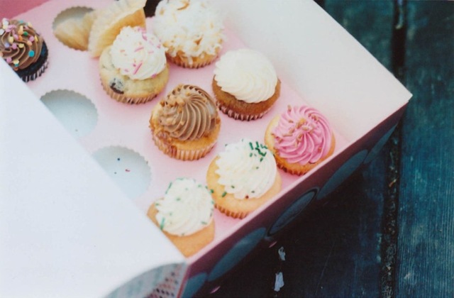 [abby try again- cupcakes print[8].jpg]