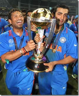 sachin and gambhir with world cup trophy 2011