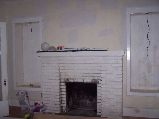 404 Living Rm