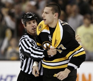[3a907280a3_lucic_04202009[7].jpg]