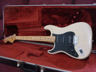 fender strat-33021504422936490.jpeg