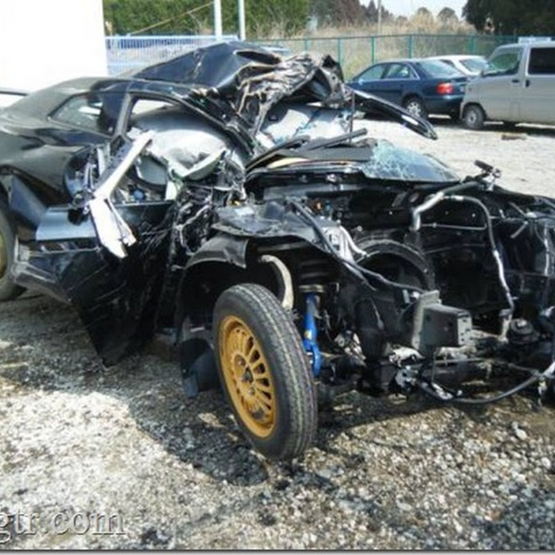 One Very Wrecked Nissan GT-R From Japan