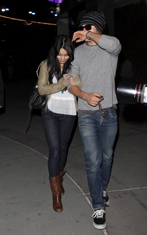 %Lady Gaga Justin Bieber Zac y Vanessa; de la MANO por AVATAR