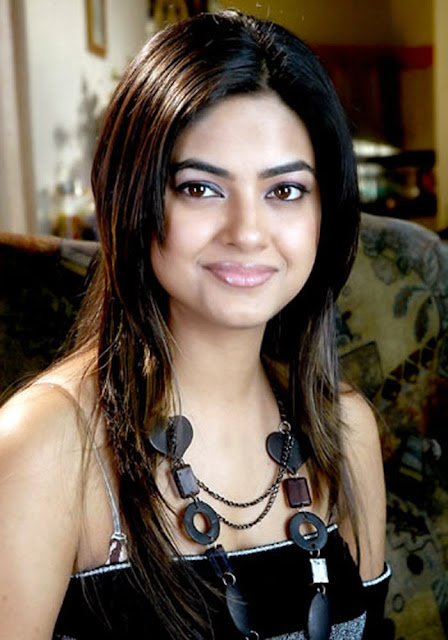 India Beautiful Actress: Meera Chopra Photo Gallery: India Beautiful Actress Meera Chopra