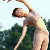 yoga girl08.jpg