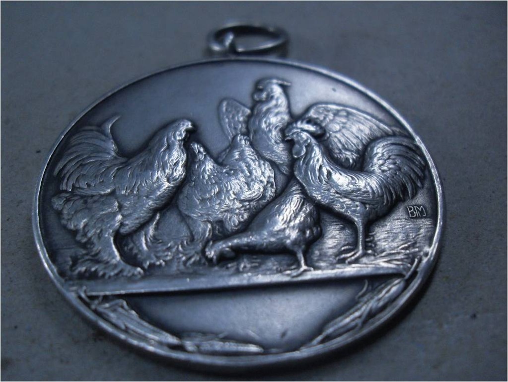 [Liontin Coin Perak Ayam - relief[6].jpg]
