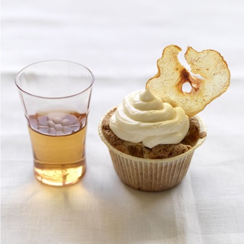 [p19_pear_cupcake00163.jpg]
