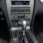 b_gt100.jpg