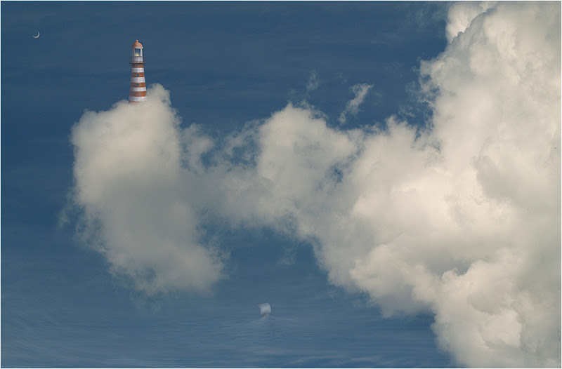 http://lh6.ggpht.com/_8jbLh9YEAEI/SZVepdaTYAI/AAAAAAAAIpo/RUVe8e6OVkk/s800/nubes%20aldea%20irreductible%20%286%29.jpg