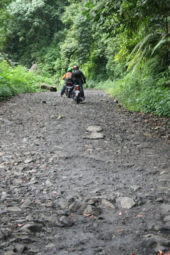 Jalanan rusak