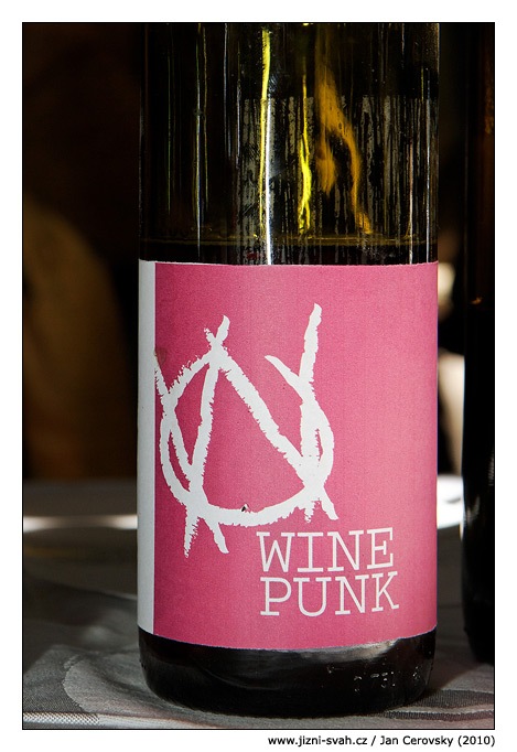 [winepunk[5].jpg]