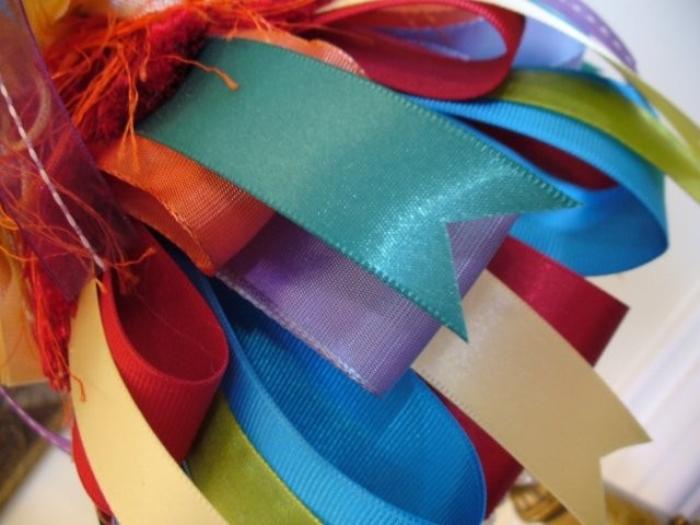 [angelarainbowofcolortassel23.jpg]