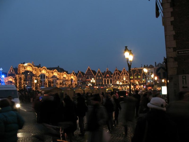 [brugesmarket23.jpg]